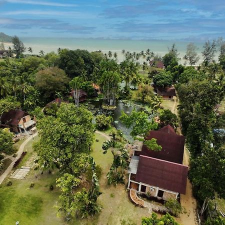 Tanjung Inn Куантан Экстерьер фото